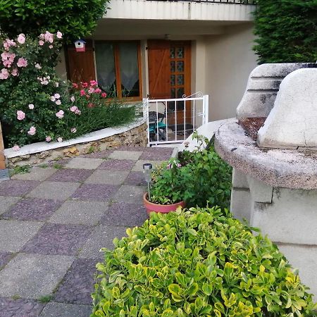 Appartement Type F2 Proche Paris 25 Km Andilly  Eksteriør bilde
