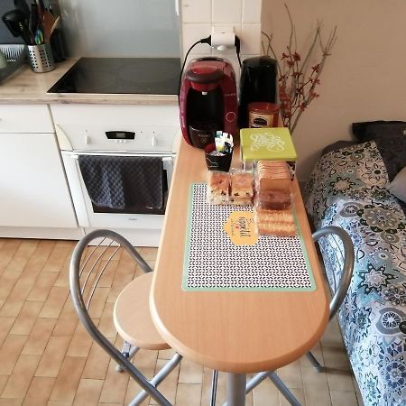 Appartement Type F2 Proche Paris 25 Km Andilly  Eksteriør bilde