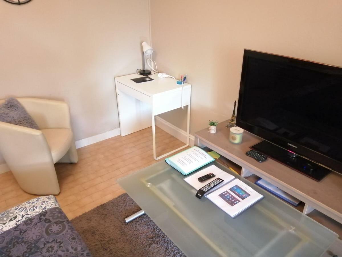 Appartement Type F2 Proche Paris 25 Km Andilly  Eksteriør bilde