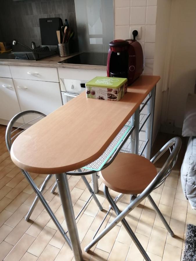 Appartement Type F2 Proche Paris 25 Km Andilly  Eksteriør bilde