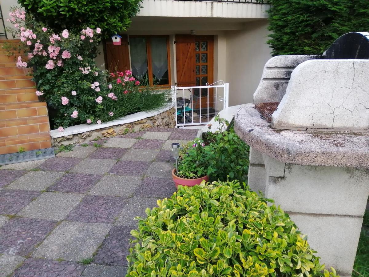 Appartement Type F2 Proche Paris 25 Km Andilly  Eksteriør bilde