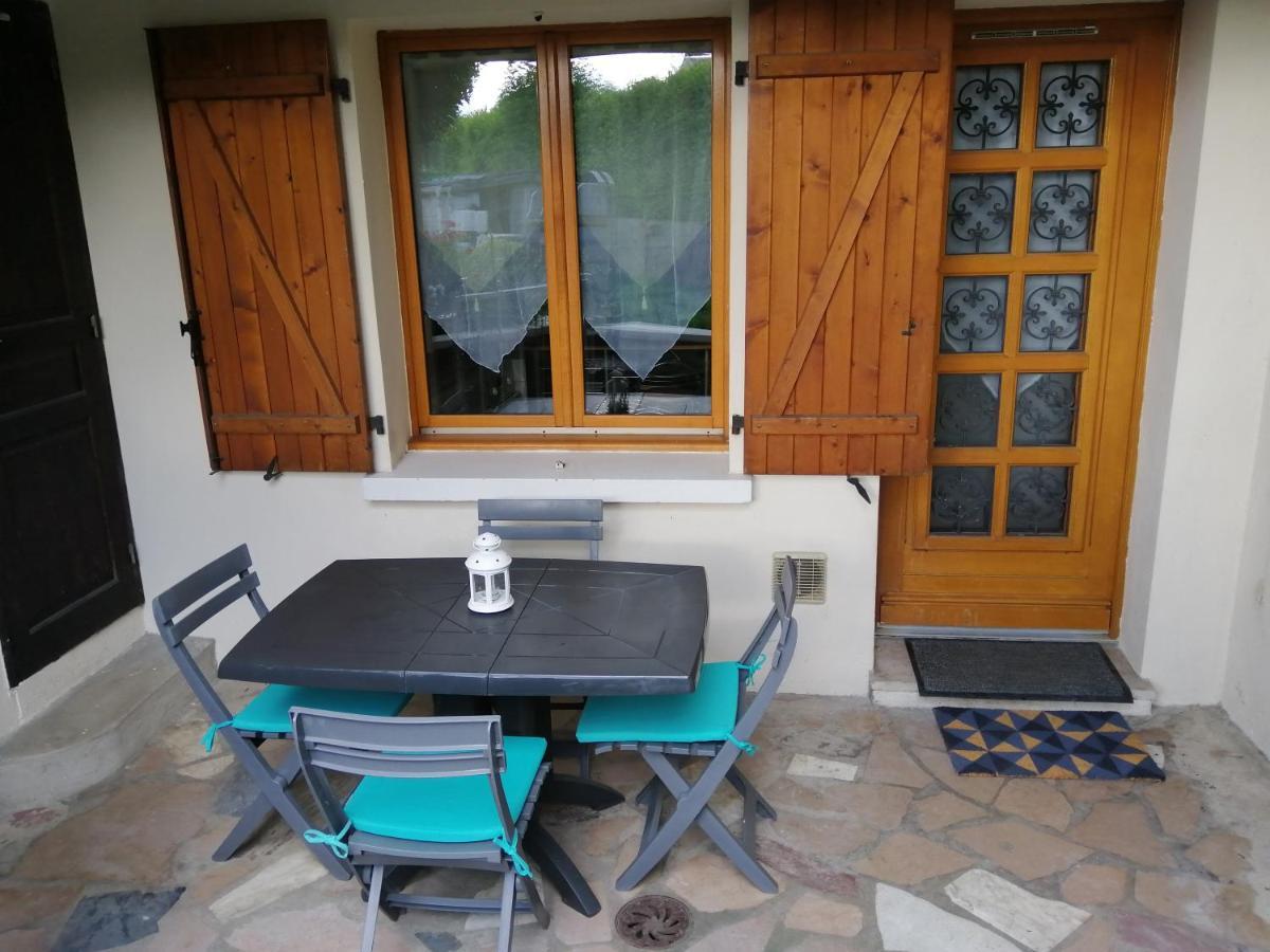 Appartement Type F2 Proche Paris 25 Km Andilly  Eksteriør bilde