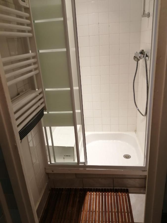 Appartement Type F2 Proche Paris 25 Km Andilly  Eksteriør bilde